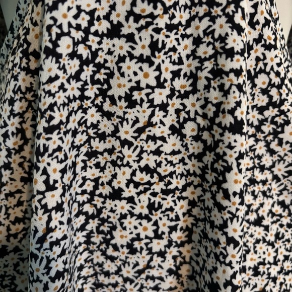 Daisy Floral Print Black and White  Cut Out Y2k Mini Dress Smocked Nwt Size S - Picture 8 of 11